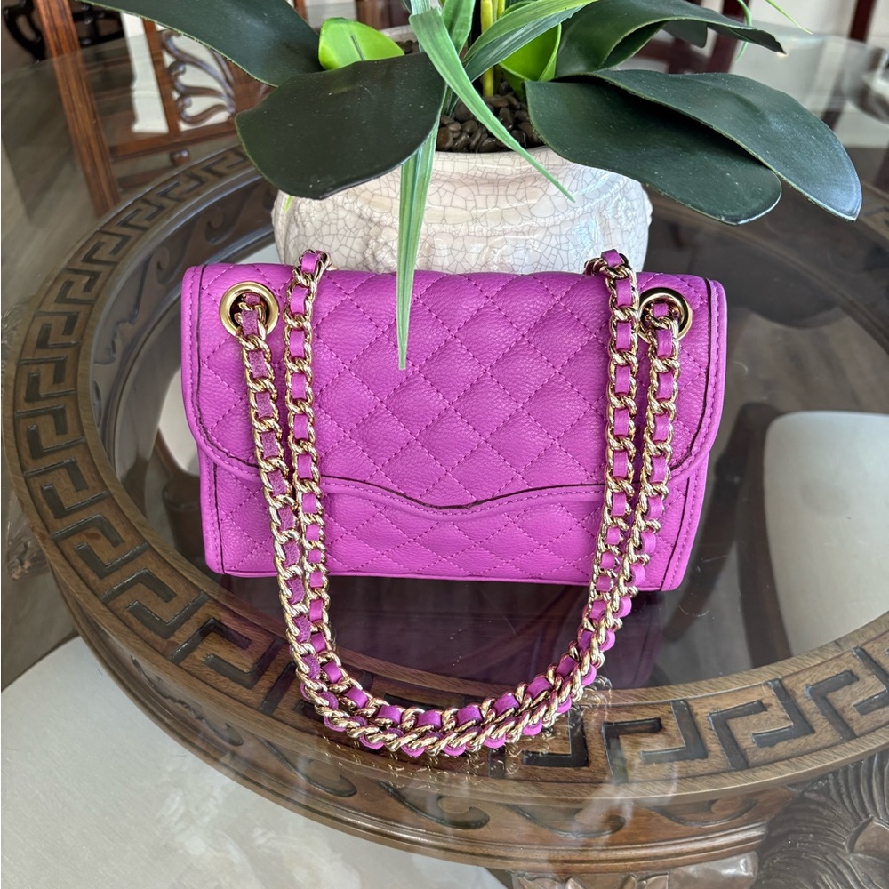🩷🩷REBECCA MINKOFF MINI AFFAIR FUSCIA QUILTED LEATHER CROSSBODY/SHOULDER BAG!🩷🩷